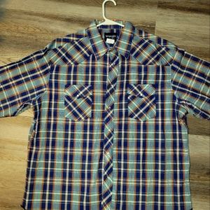 Wrangler size 18x35 western style button up